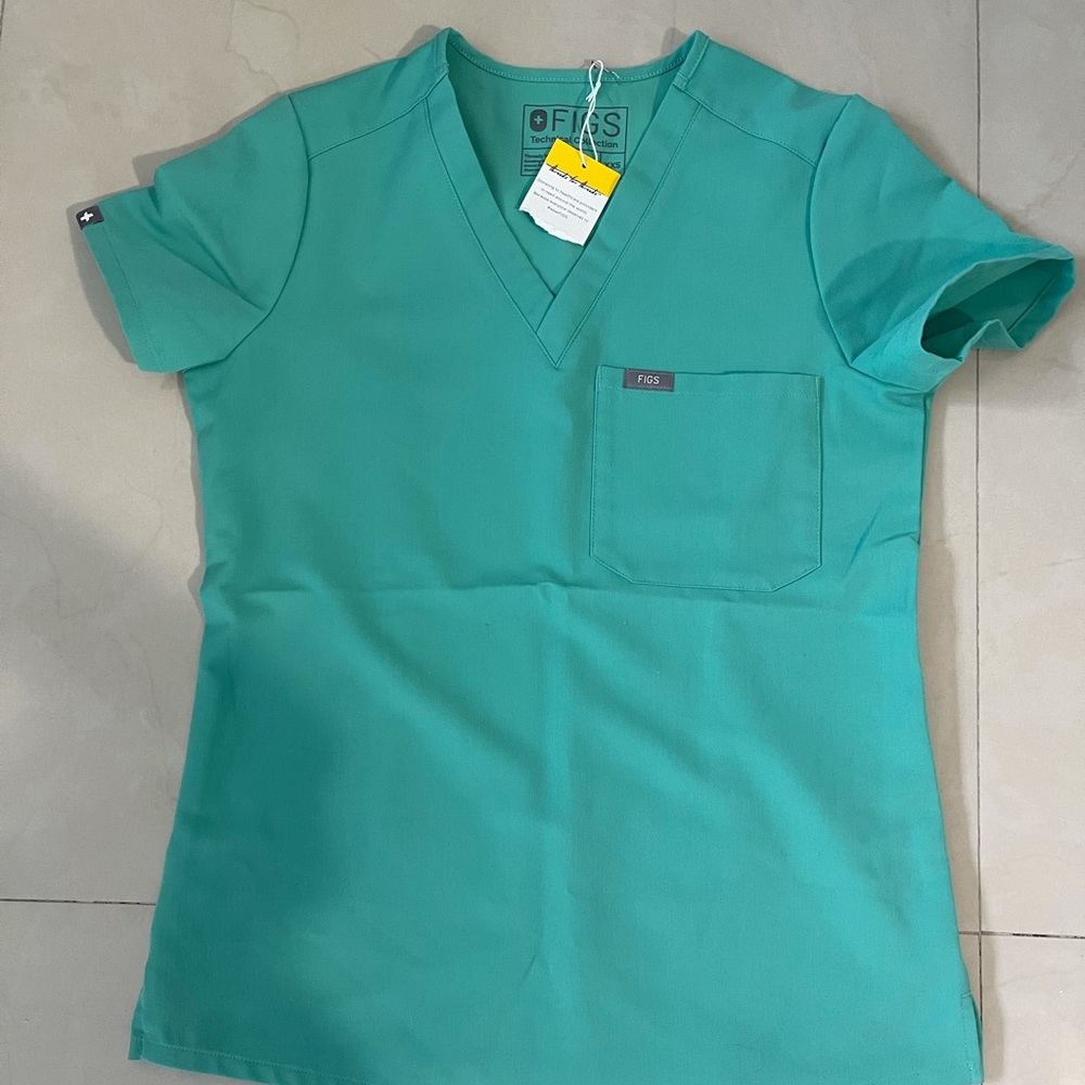 Wear Figs, New Surgical Green Catarina top XXS